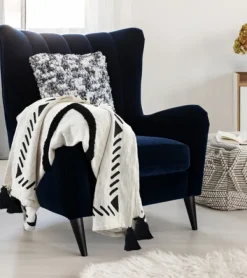 Blankets & Throws-Kirkland's Home Anna Black And White Diamond Throw White/Black