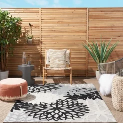 Outdoor Rugs-Kirkland's Home Black And White Floral Outdoor Area Rug, 5X7 Black/White