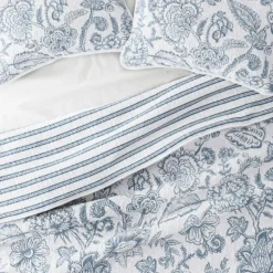 Quilts-Kirkland's Home Blue Jacobean Reversible 3-Pc. King Quilt Set Blue/White
