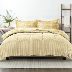 Comforters-Kirkland's Home Daisy Medallion Queen 3-Pc. Comforter Set Yellow