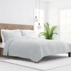Quilts-Kirkland's Home Floral Stitch 3-Pc. King Quilt Set Gray