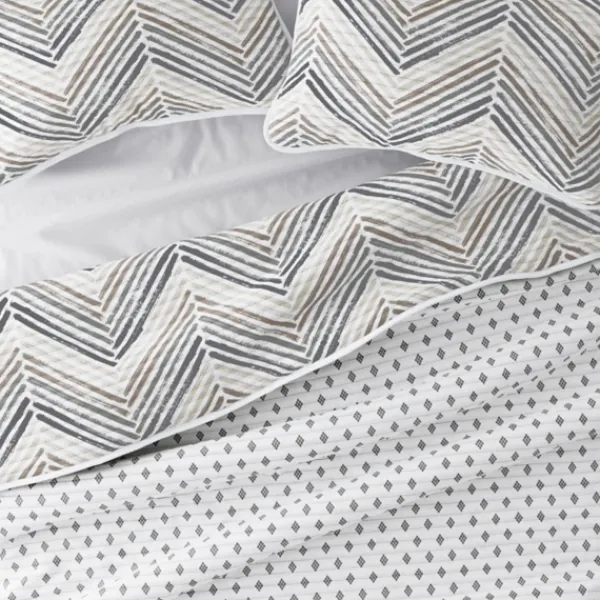 Quilts-Kirkland's Home Gray Chevron Reversible 2-Pc. Twin Quilt Set Gray/White