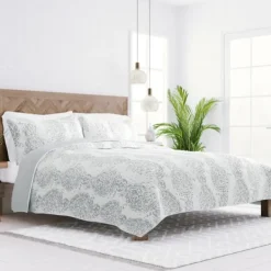 Quilts-Kirkland's Home Gray Damask Reversible 3-Pc. Queen Quilt Set Gray/White