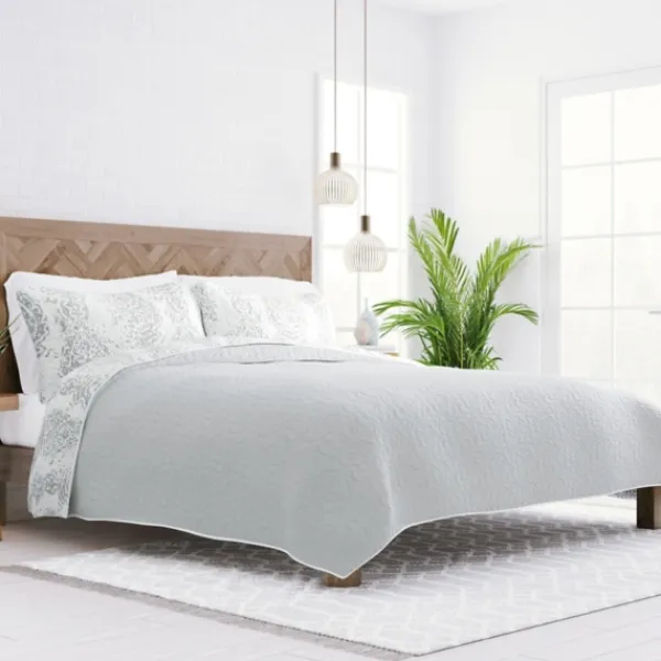Quilts-Kirkland's Home Gray Damask Reversible 3-Pc. Queen Quilt Set Gray/White