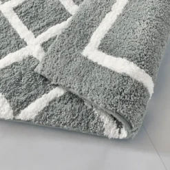 Bathroom Rugs-Kirkland's Home Gray Geometric Pattern Reversible Bath Mat, 34 In. Gray/White