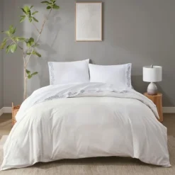 Bed Sheets-Kirkland's Home Leafy Vine Hem Microfiber 4-Pc. King Sheet Set White/Green