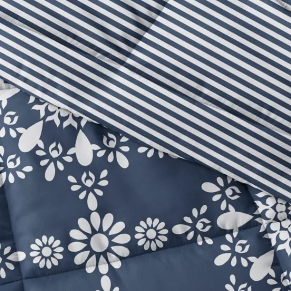 Comforters-Kirkland's Home Navy Daisy Medallion King 3-Pc. Comforter Set Blue