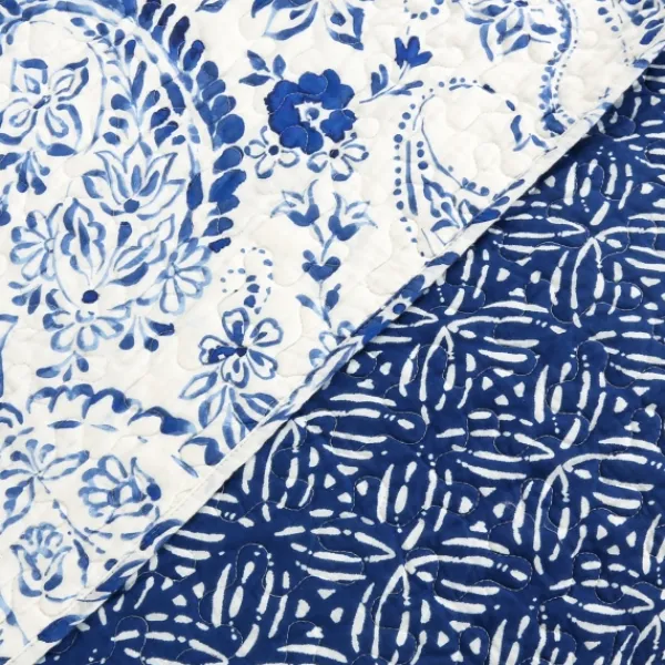 Quilts-Kirkland's Home Navy Paisley 3-Pc. Full/Queen Reversible Quilt Set Blue