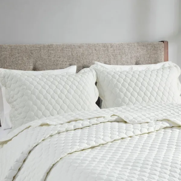 Quilts-Kirkland's Home Scalloped Crinkle 3-Pc. Full/Queen Quilt Set Ivory