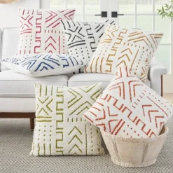 Pillows-Kirkland's Home White And Black Tufted Geo Throw Pillow White/Black